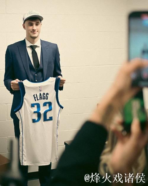 今日18岁弗拉格创NBA79年首例纪录 今日18岁弗拉格创NBA79年首例纪录